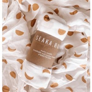 Seaka Boo Moon Muslin Swaddle
